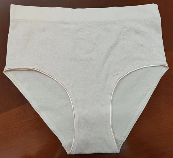 Seamless Brief 000178
